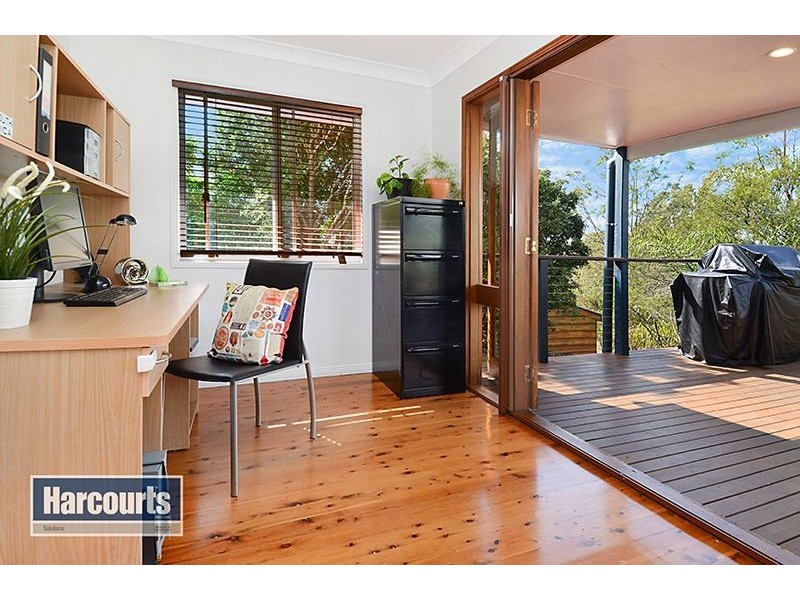 4 Glenwood Place, Ferny Hills QLD 4055