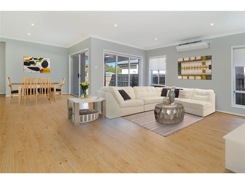 5 Kidston Crescent, Warner QLD 4500