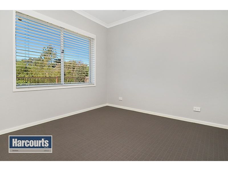 5 Kidston Crescent, Warner QLD 4500