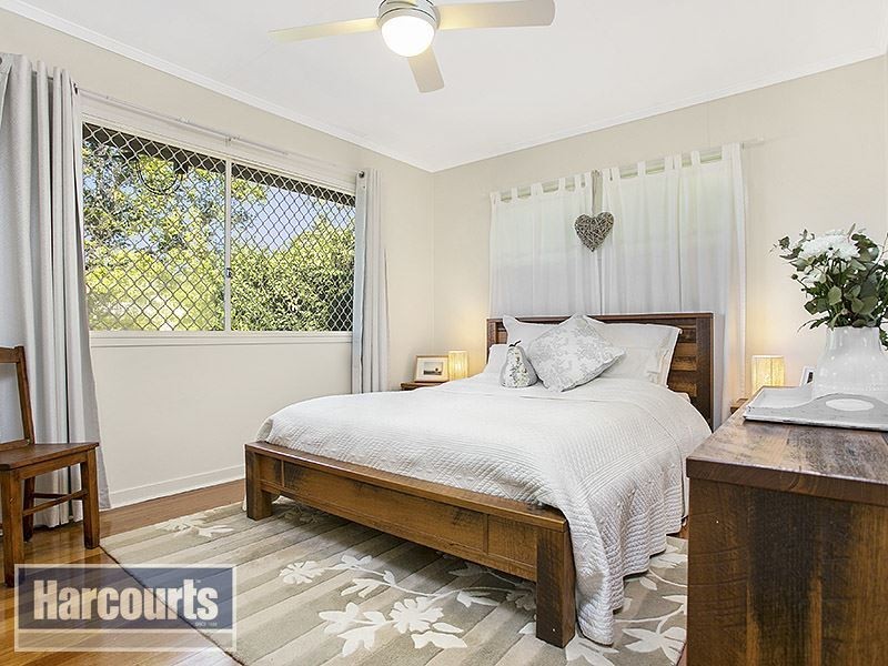 74 Patricks Road, Arana Hills QLD 4054