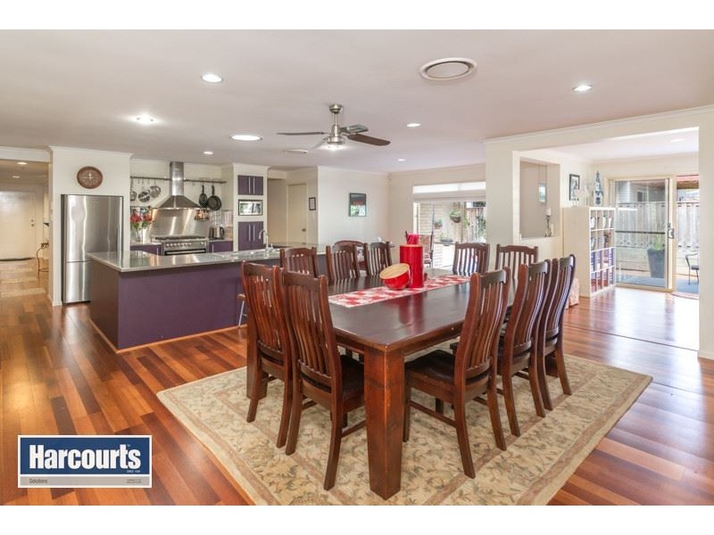 32 Kentville Street, Mitchelton QLD 4053