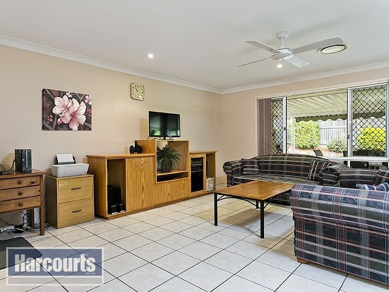 15 Charolais Crescent, Upper Kedron QLD 4055