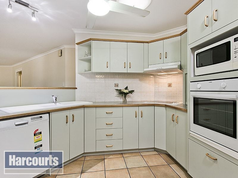 6 Cromarty Close, Ferny Grove QLD 4055