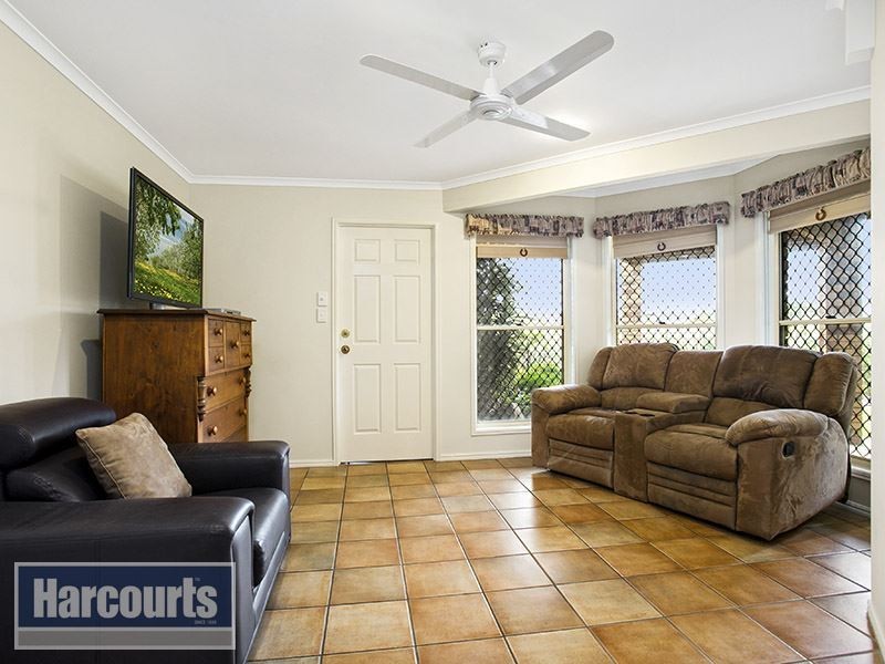 6 Cromarty Close, Ferny Grove QLD 4055