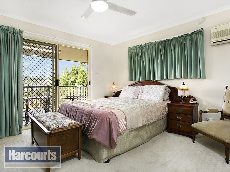 6 Cromarty Close, Ferny Grove QLD 4055