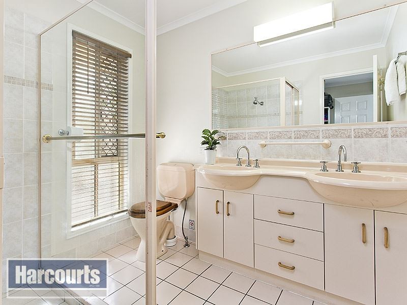 6 Cromarty Close, Ferny Grove QLD 4055