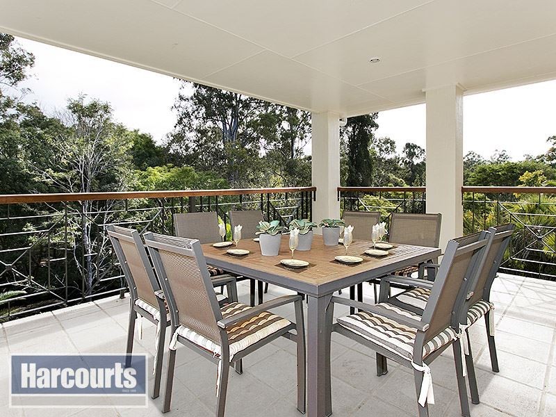 19 Tetragona Drive, Arana Hills QLD 4054