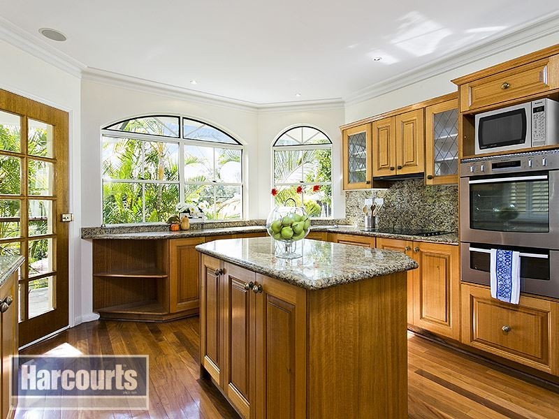 19 Tetragona Drive, Arana Hills QLD 4054