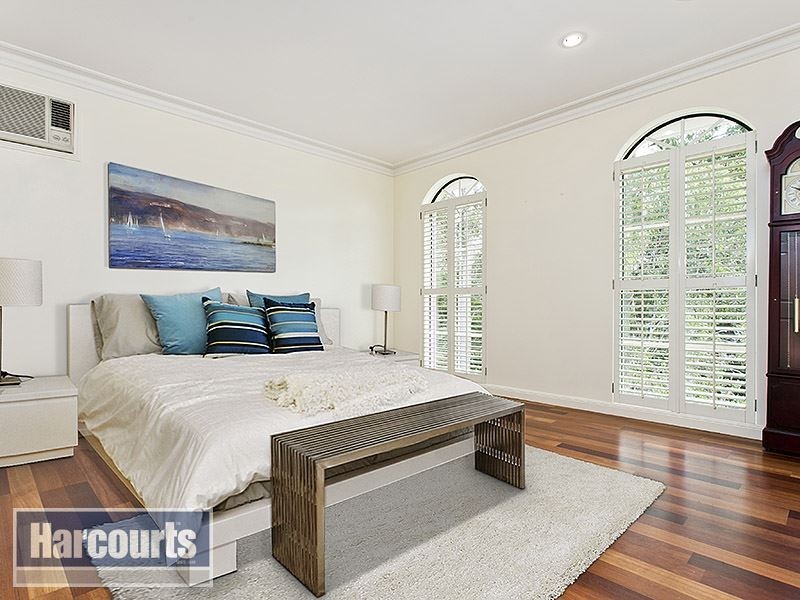 19 Tetragona Drive, Arana Hills QLD 4054