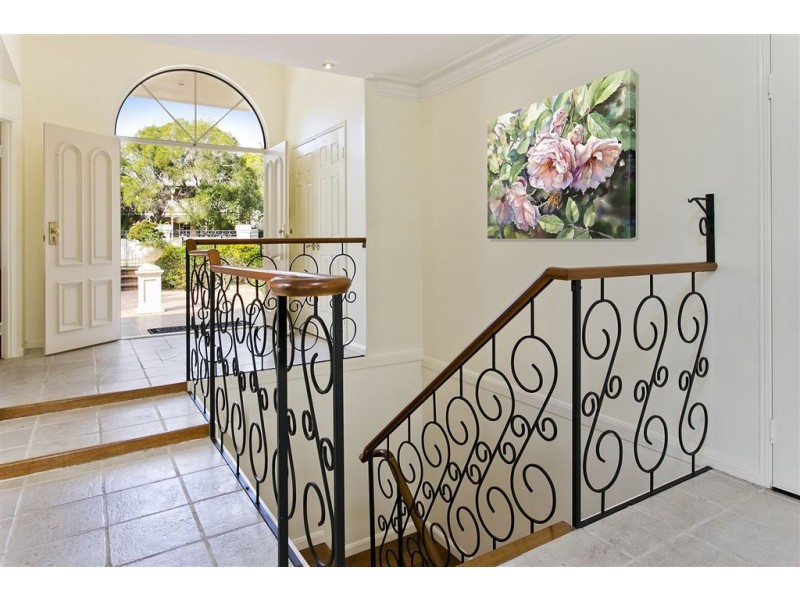 19 Tetragona Drive, Arana Hills QLD 4054