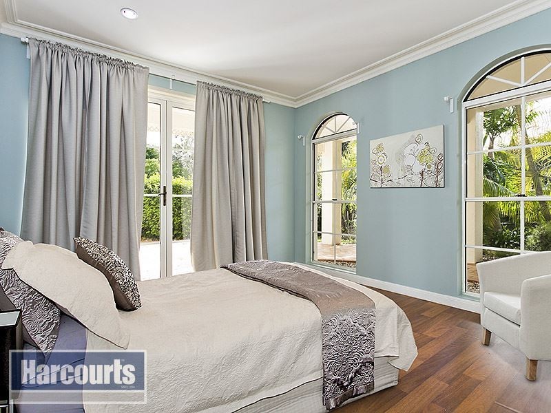 19 Tetragona Drive, Arana Hills QLD 4054