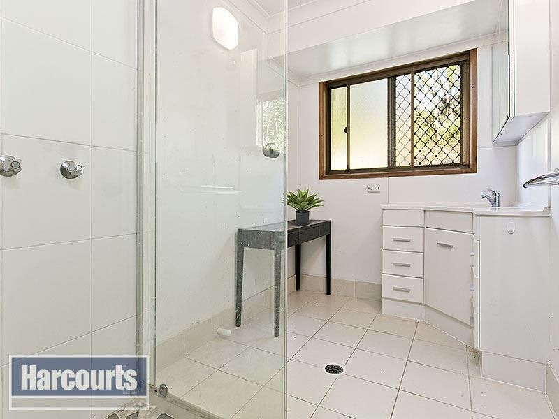 3 Keperra Court, Arana Hills QLD 4054