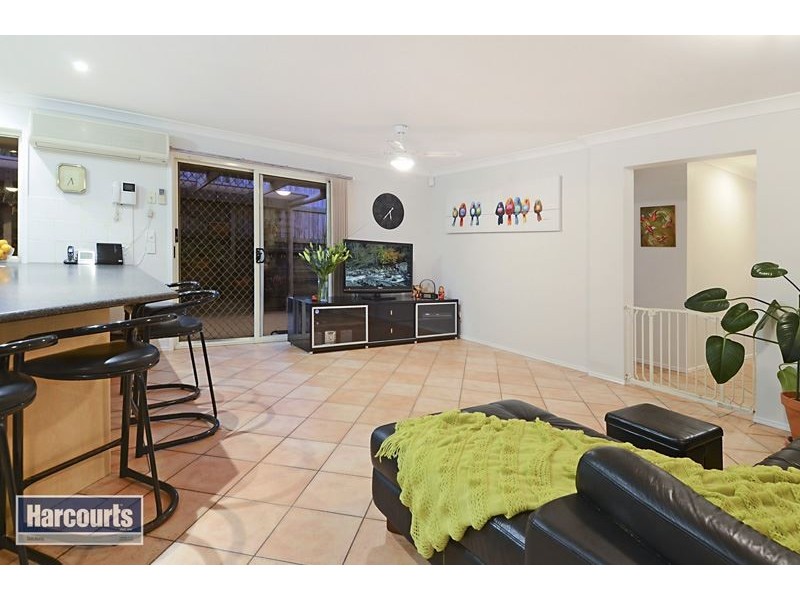 74 Minnelli Place, Mcdowall QLD 4053