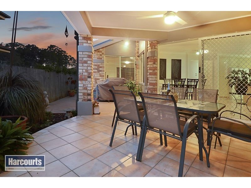 74 Minnelli Place, Mcdowall QLD 4053