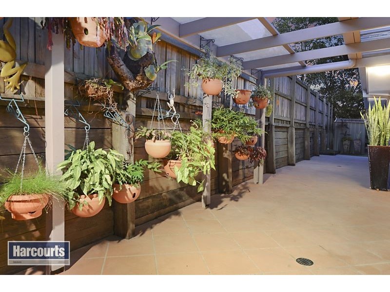 74 Minnelli Place, Mcdowall QLD 4053