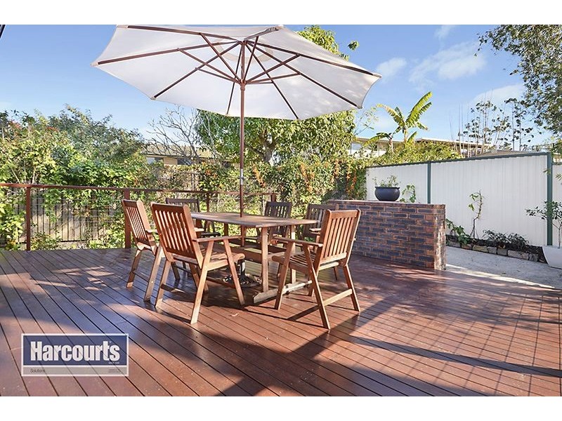 12 Parnoolar Crescent, Ferny Hills QLD 4055