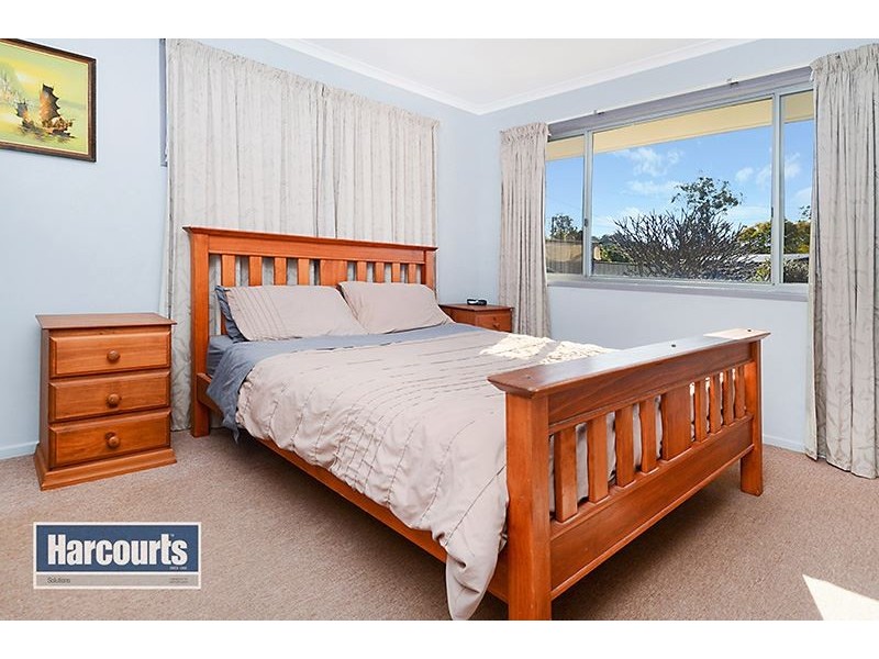 12 Parnoolar Crescent, Ferny Hills QLD 4055