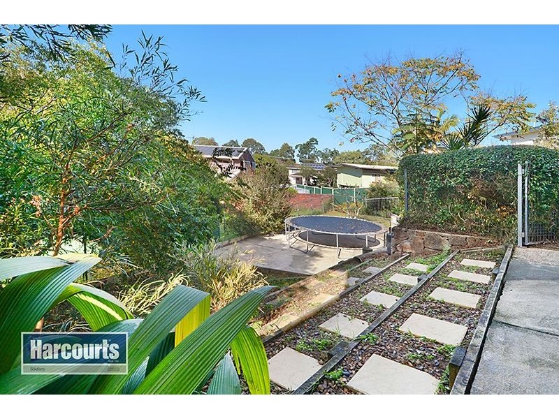 12 Parnoolar Crescent, Ferny Hills QLD 4055