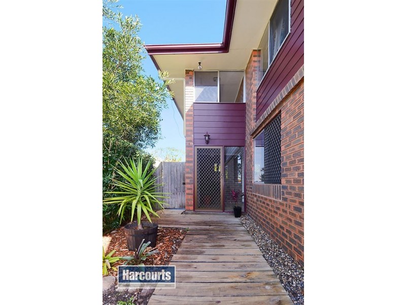 12 Parnoolar Crescent, Ferny Hills QLD 4055