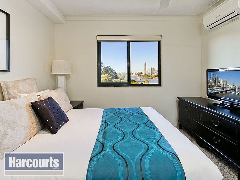 603/21 Patrick Lane, Toowong QLD 4066