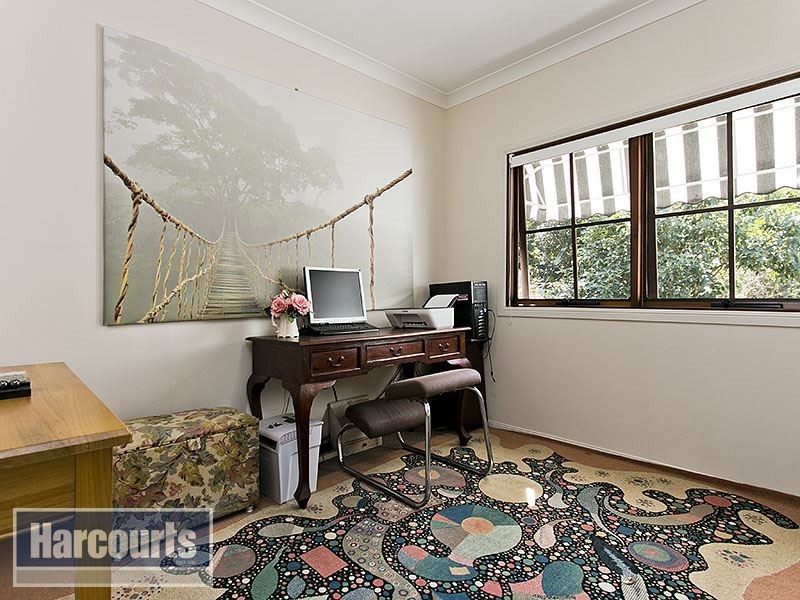 16 Wollundry Place, The Gap QLD 4061