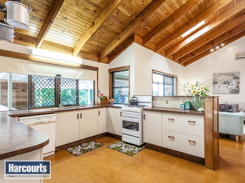 17 Parton Street, Stafford Heights QLD 4053