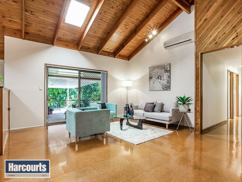 17 Parton Street, Stafford Heights QLD 4053