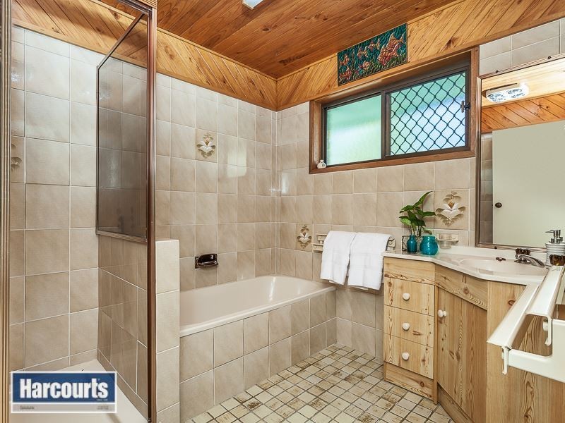 17 Parton Street, Stafford Heights QLD 4053