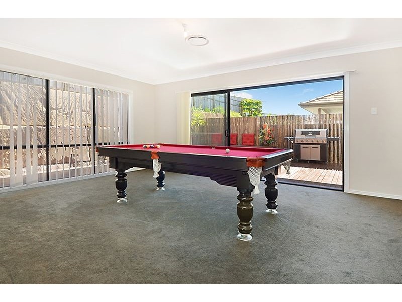 15 Caspian Parade, Warner QLD 4500