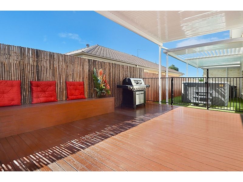 15 Caspian Parade, Warner QLD 4500