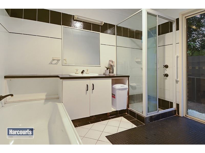 74 Timms Road, Everton Hills QLD 4053