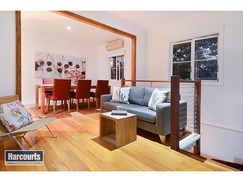 16 View Crescent, Arana Hills QLD 4054