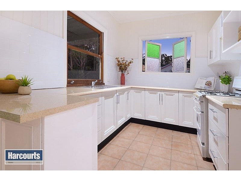 16 View Crescent, Arana Hills QLD 4054