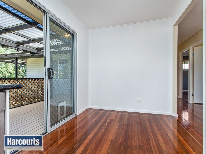 47 Yanderra Avenue, Arana Hills QLD 4054