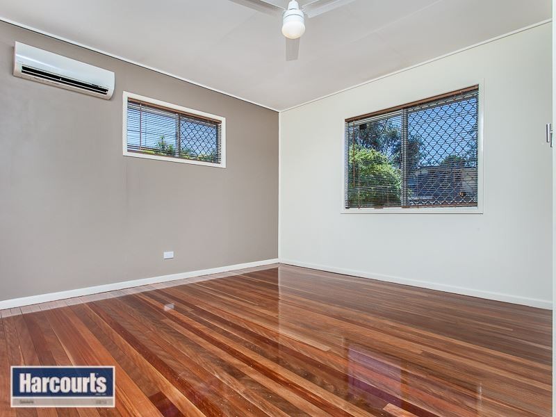 47 Yanderra Avenue, Arana Hills QLD 4054