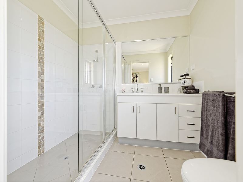 6 Hook Court, Caboolture QLD 4510