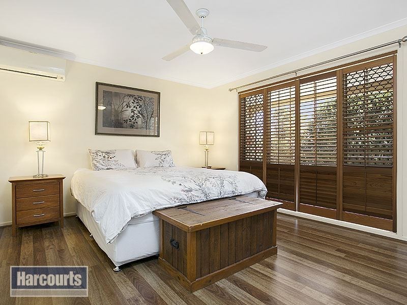 33 Montrose Place, The Gap QLD 4061