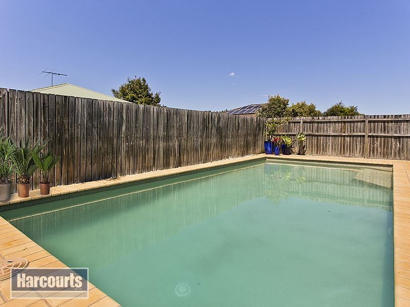 26 Charolais Crescent, Upper Kedron QLD 4055