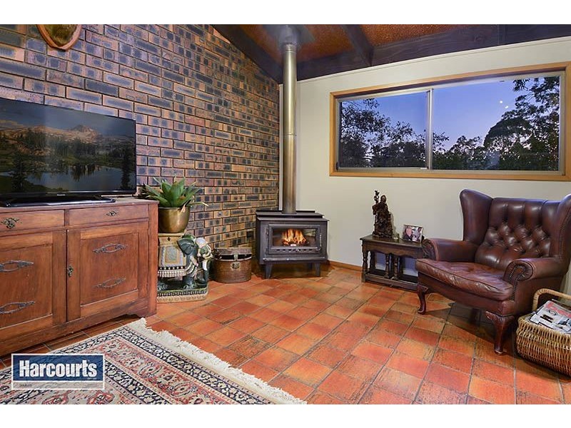 35 Buckland Road, Everton Hills QLD 4053