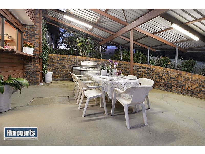 35 Buckland Road, Everton Hills QLD 4053