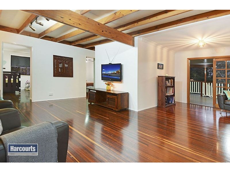 104 Plucks Road, Arana Hills QLD 4054