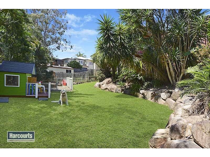 27 Caesar Road, Ferny Hills QLD 4055