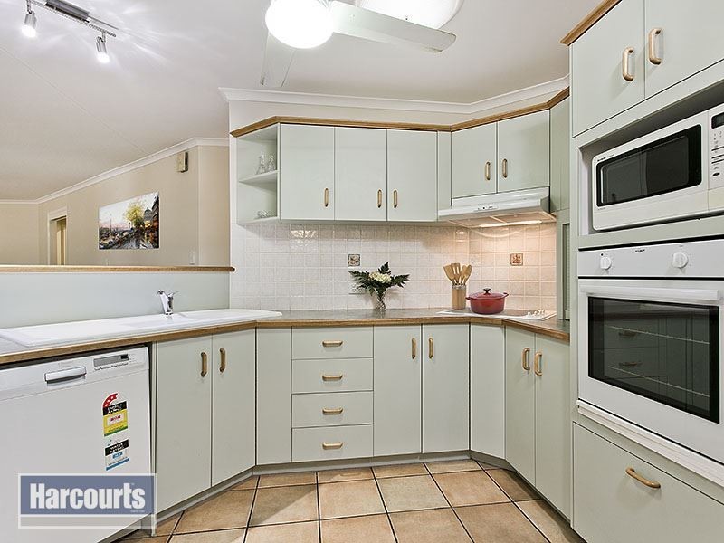 6 Cromarty Close, Ferny Grove QLD 4055