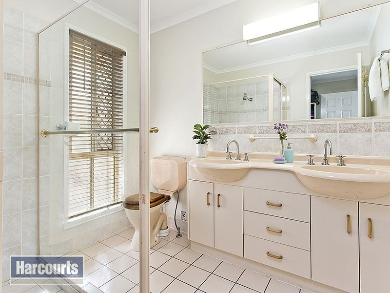6 Cromarty Close, Ferny Grove QLD 4055