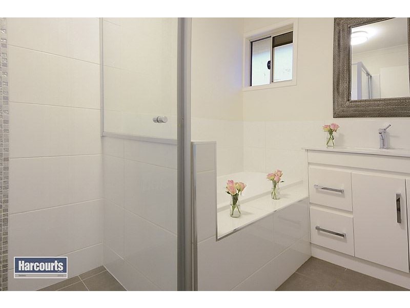 19 Goodenia Street, Everton Hills QLD 4053