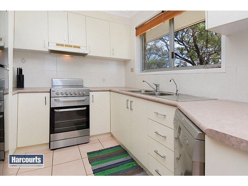 4 Janus Court, Eatons Hill QLD 4037