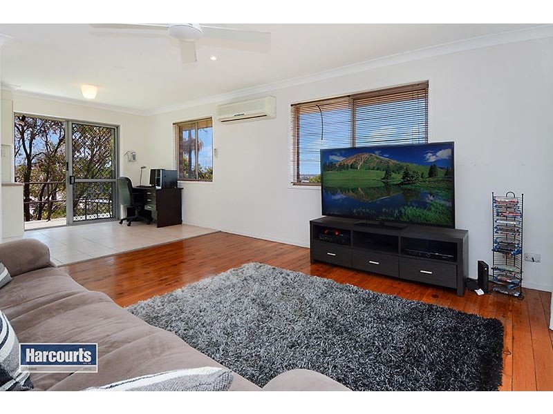 4 Janus Court, Eatons Hill QLD 4037