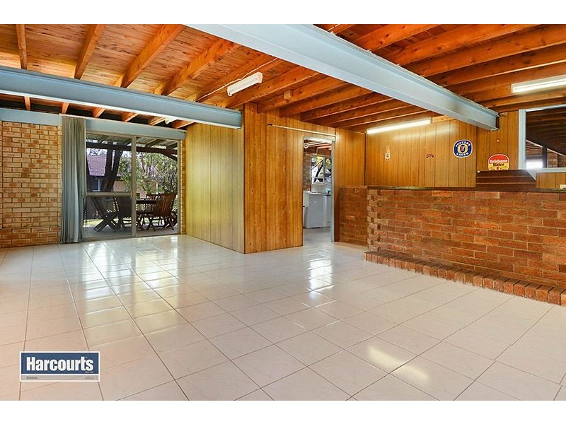 4 Janus Court, Eatons Hill QLD 4037