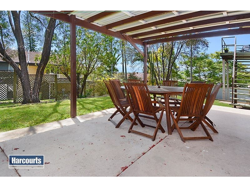 4 Janus Court, Eatons Hill QLD 4037