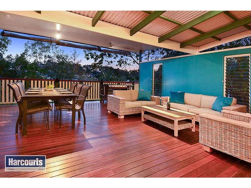 20 Fleetwood Court, Ferny Hills QLD 4055